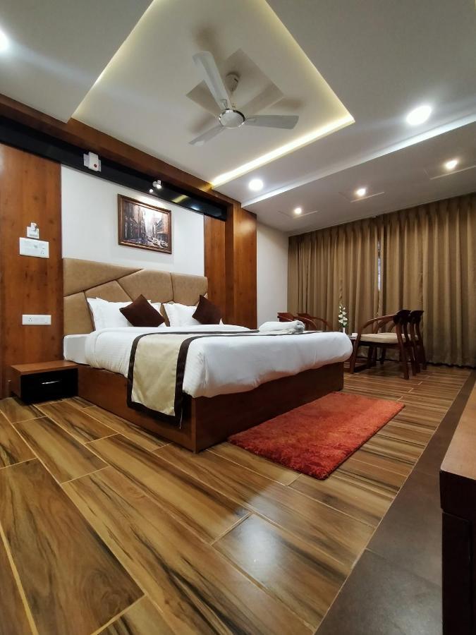 Hotel Royal City Siliguri Ngoại thất bức ảnh