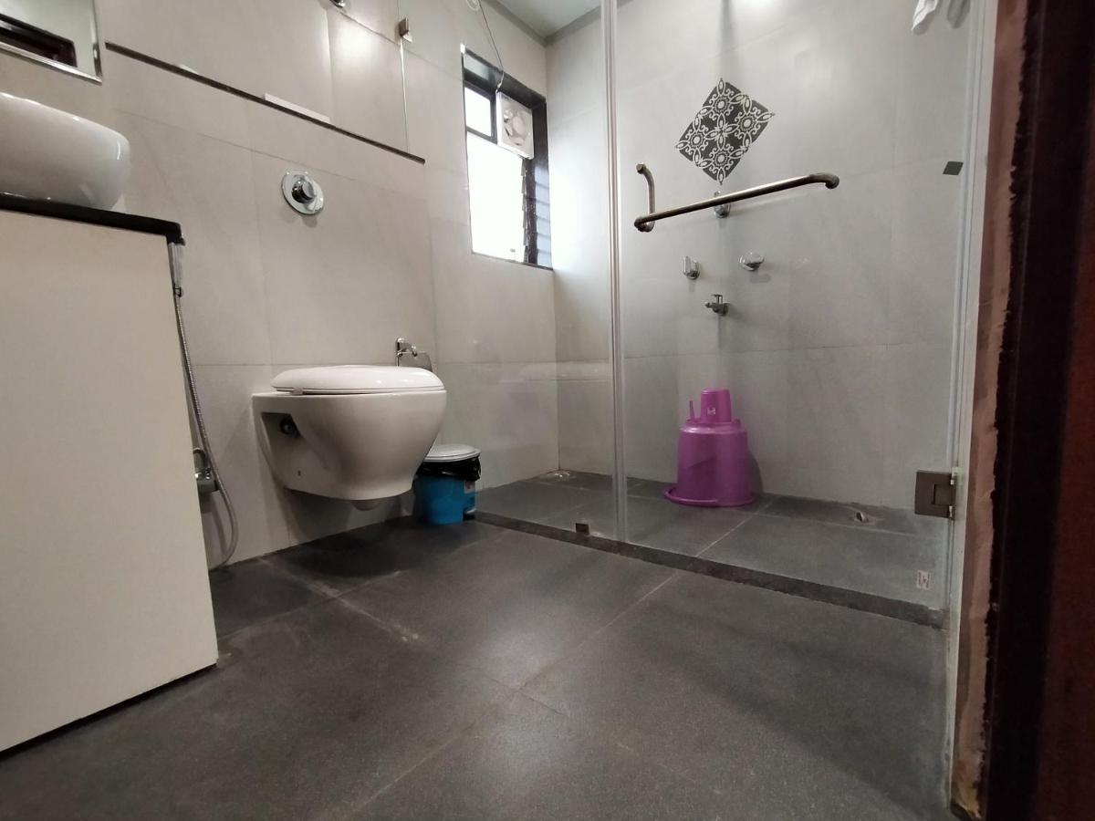 Hotel Royal City Siliguri Ngoại thất bức ảnh