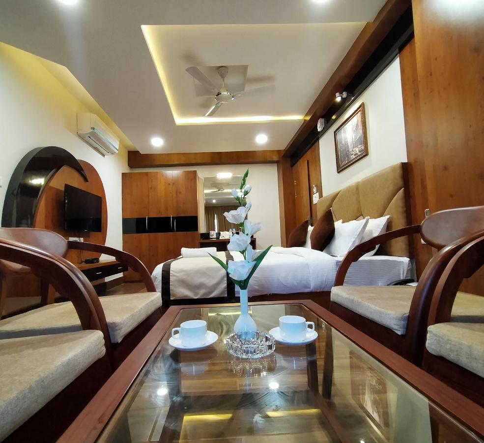 Hotel Royal City Siliguri Ngoại thất bức ảnh